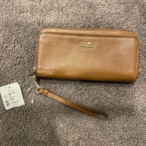 Brown Leather Coach Wallet